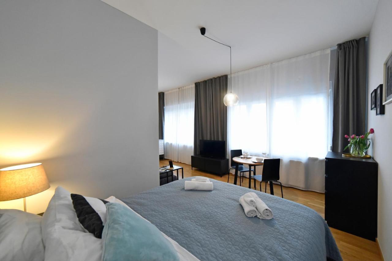 Zrinski Premium Suites & Rooms ซาเกร็บ ภายนอก รูปภาพ